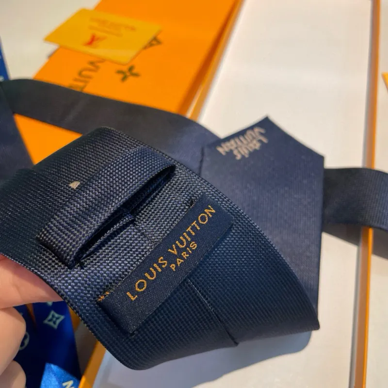 Louis Vuitton Necktie #A52473