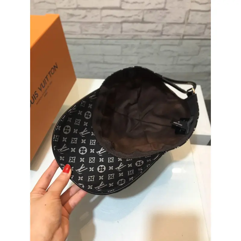 Louis Vuitton AAA+ hats & caps #9120304
