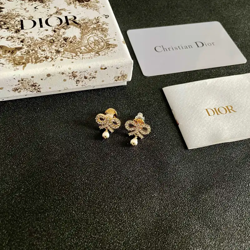 D-ior Earrings #A52944