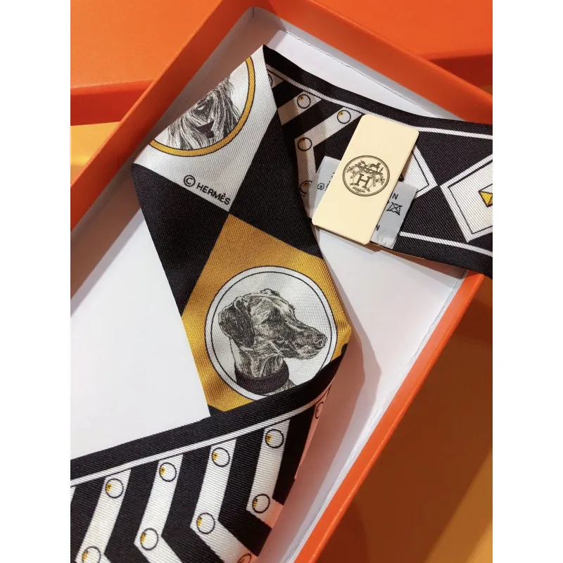 Hermes Scarf #A64737 Hermes Scarf #A64737