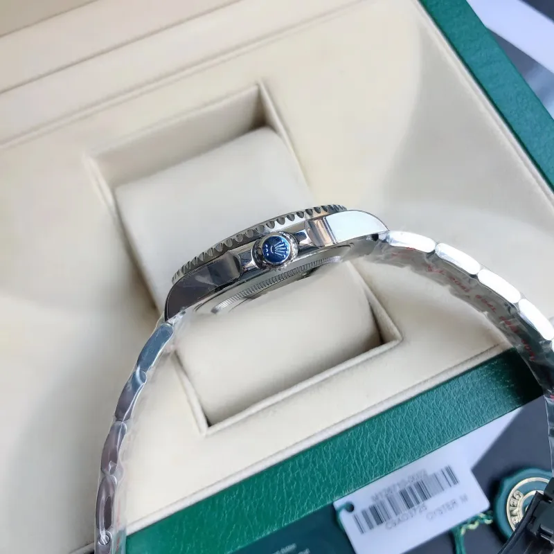 Rolex GMT watch with box #A26987