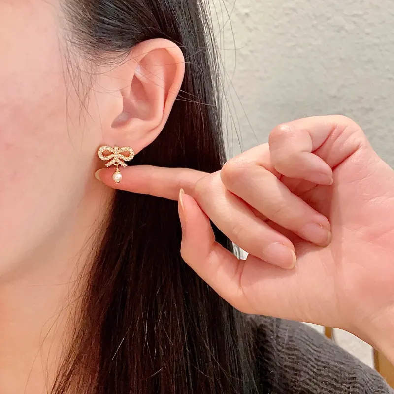 D-ior Earrings #A52944