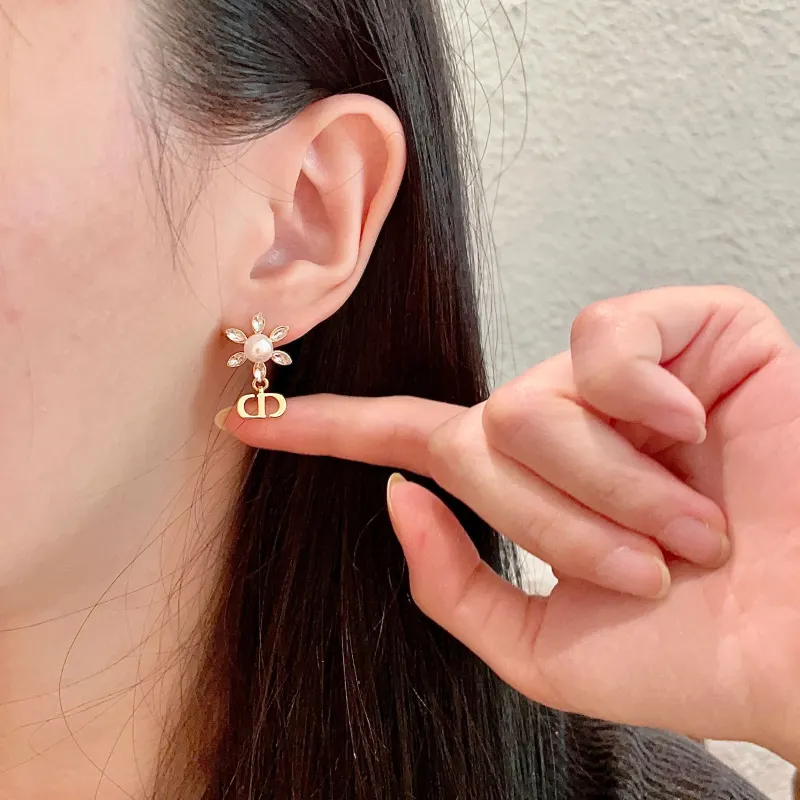 D-ior Earrings #A52945