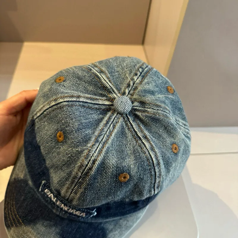 Balenciaga Hats #A46120