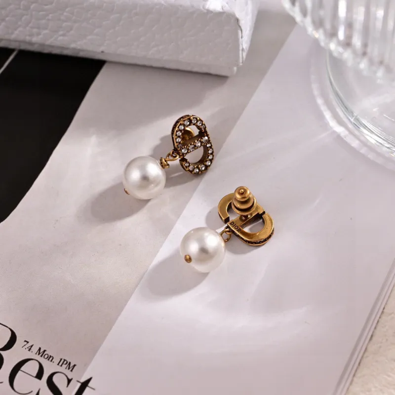 D-ior Tribales Gradient Logo Earrings #A50090