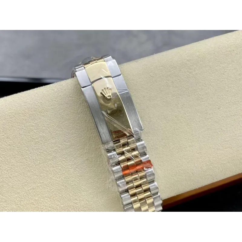 Rolex watch 41mm with box #A29657