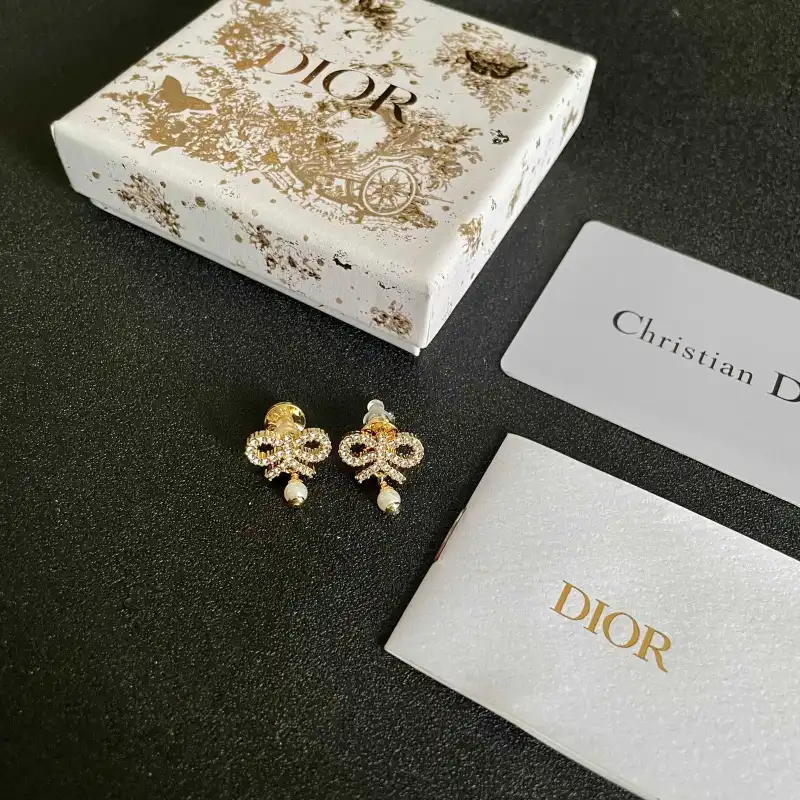 D-ior Earrings #A52944