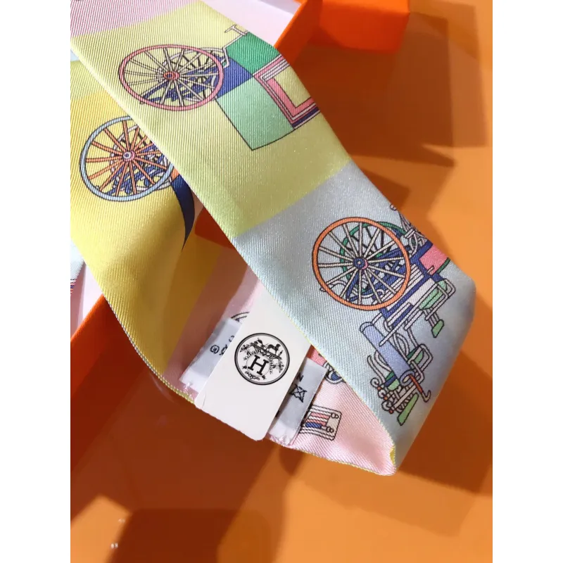 Hermes Scarf #A64736 Hermes Scarf #A64736