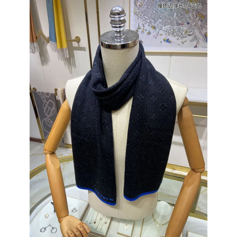 Louis Vuitton AAA Scarf #A30383