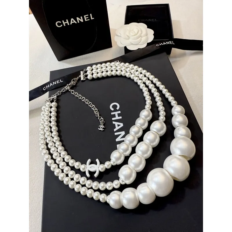 Chanel necklaces #A65457