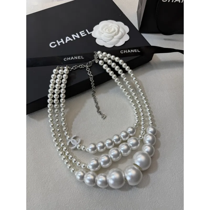 Chanel necklaces #A65457