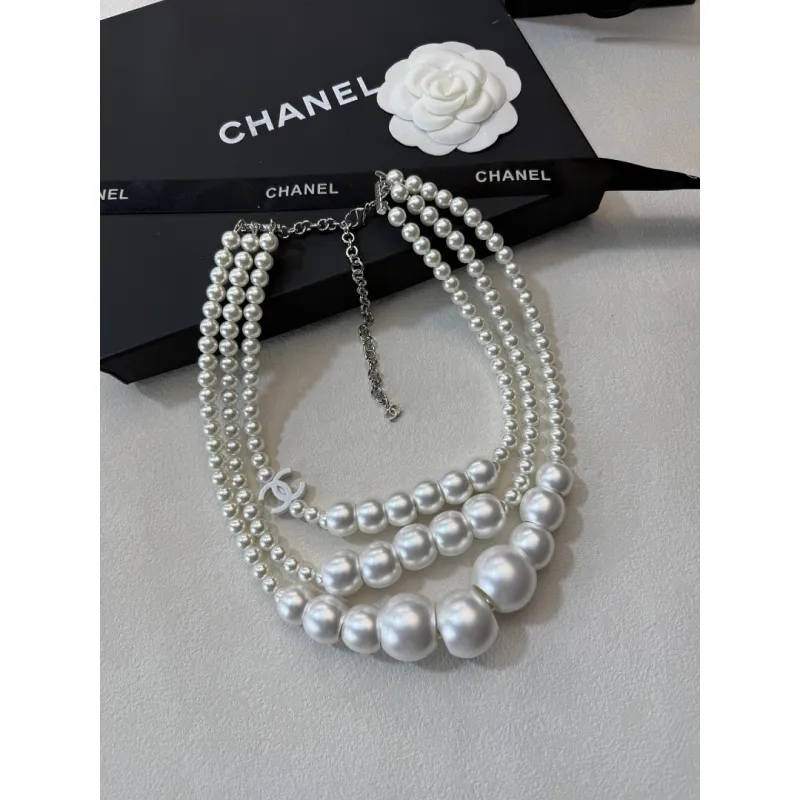 Chanel necklaces #A65457