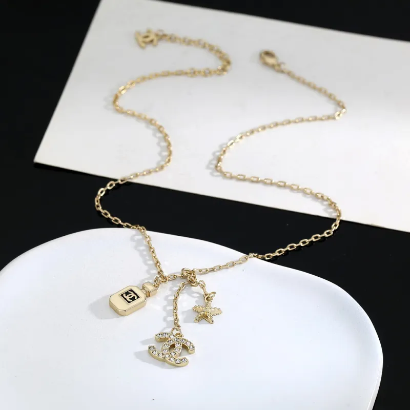 Chanel necklaces #A65398