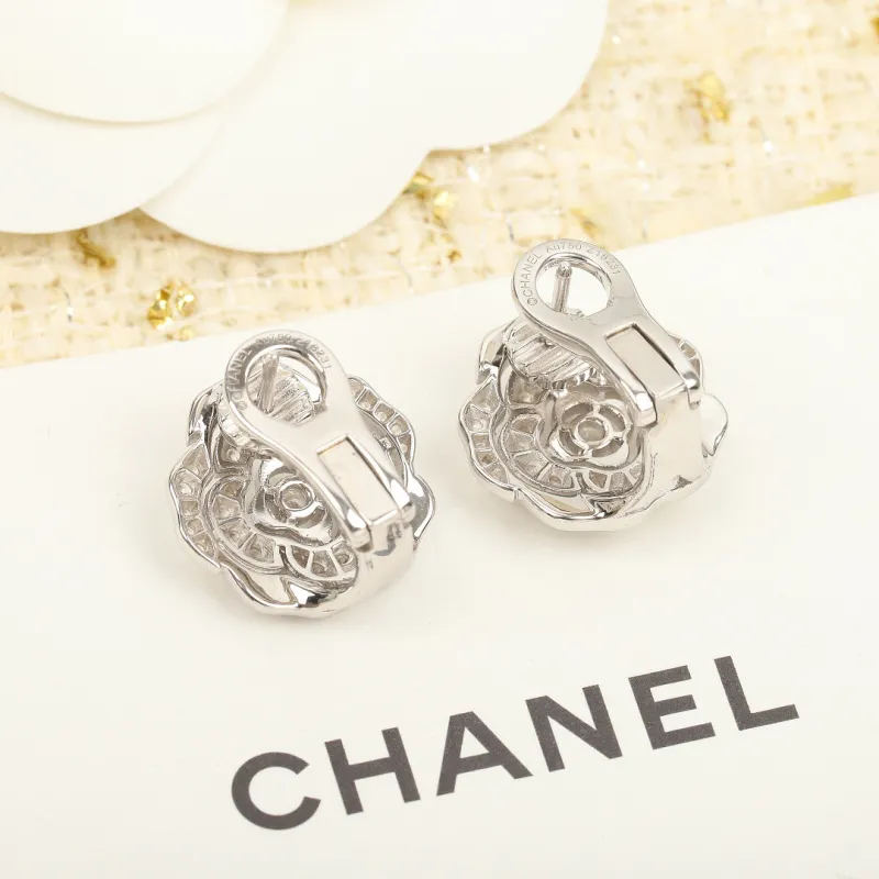 Chanel necklaces #A65410