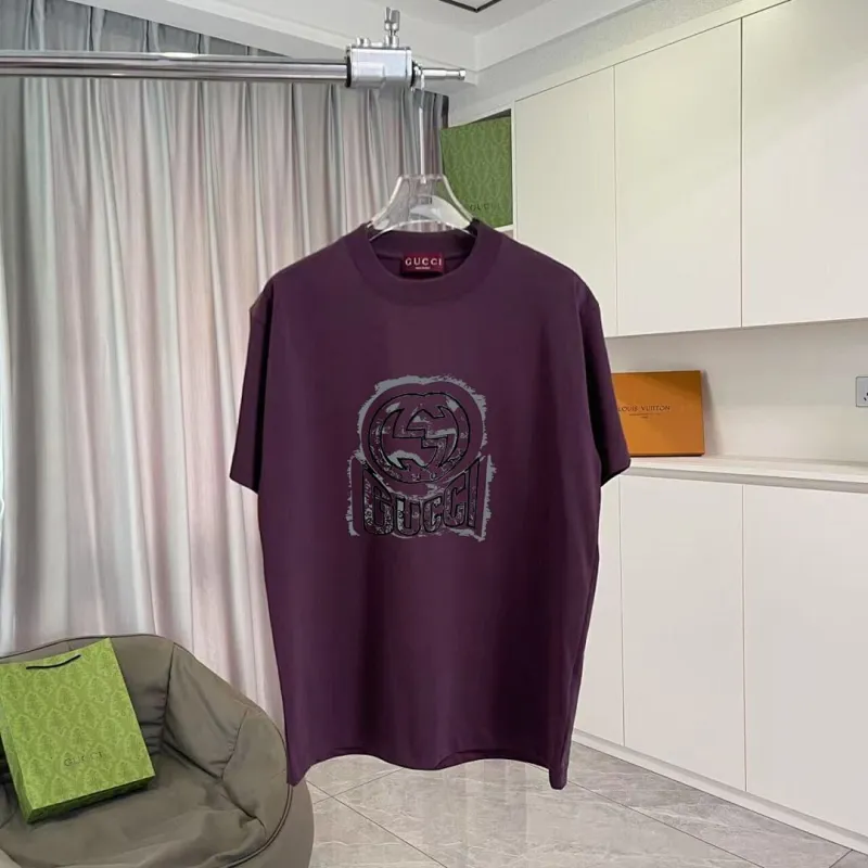 Gucci T-shirts for Gucci Mens AAA T-shirts #A62985