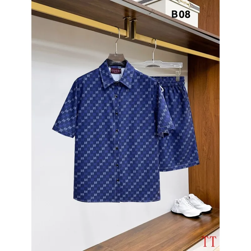 Gucci Tracksuits for Gucci short tracksuits for men #A62250