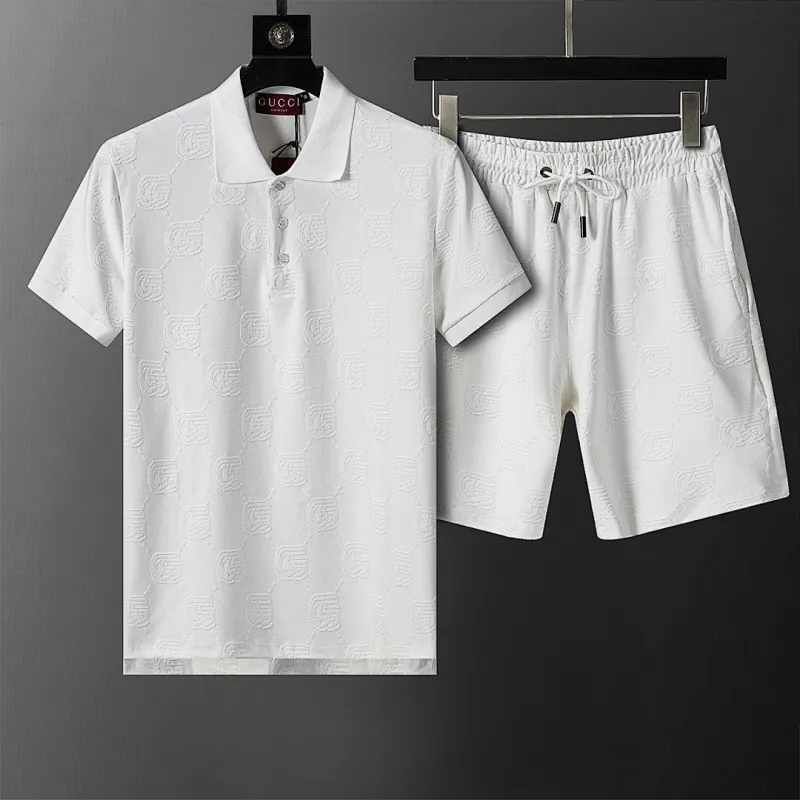 Gucci Tracksuits for Gucci short tracksuits for men #A61446