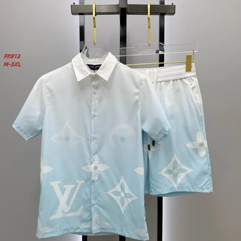 Louis Vuitton tracksuits for Louis Vuitton short tracksuits for men #A65689