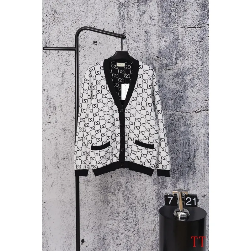 Gucci Sweaters for Men New classic fine-knit crewneck sweater for AW #A57892