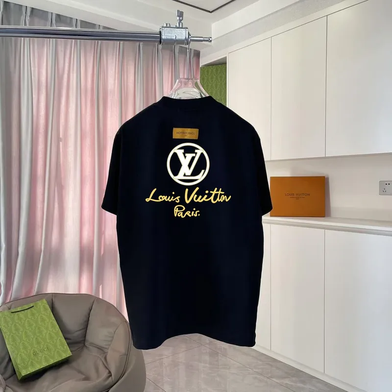 Chic Louis Vuitton T Shirt With Gold Logo And Paris Lettering For Fashionistas Black/White/Purple/Light Blue #A54352