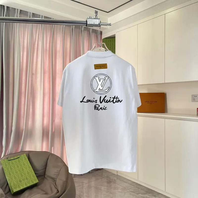Chic Louis Vuitton T Shirt With Gold Logo And Paris Lettering For Fashionistas Black/White/Purple/Light Blue #A54352
