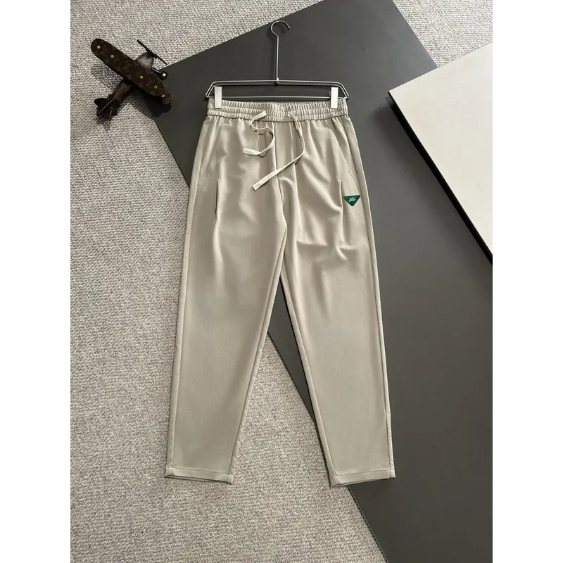Louis Vuitton Pants for Louis Vuitton Long Pants #A49351