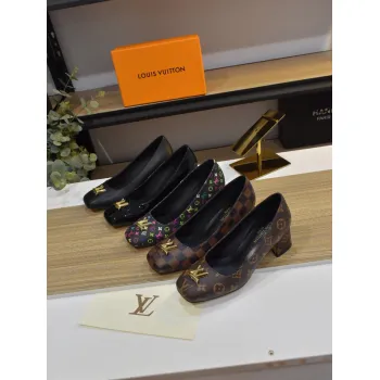 Louis Vuitton Shoes for Womens Louis Vuitton Pumps #A49748
