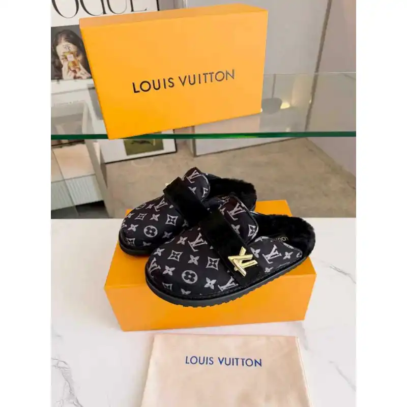 Louis Vuitton Shoes for Womens Louis Vuitton Slippers #A58623 Louis Vuitton Shoes for Womens Louis Vuitton Slippers #A58623
