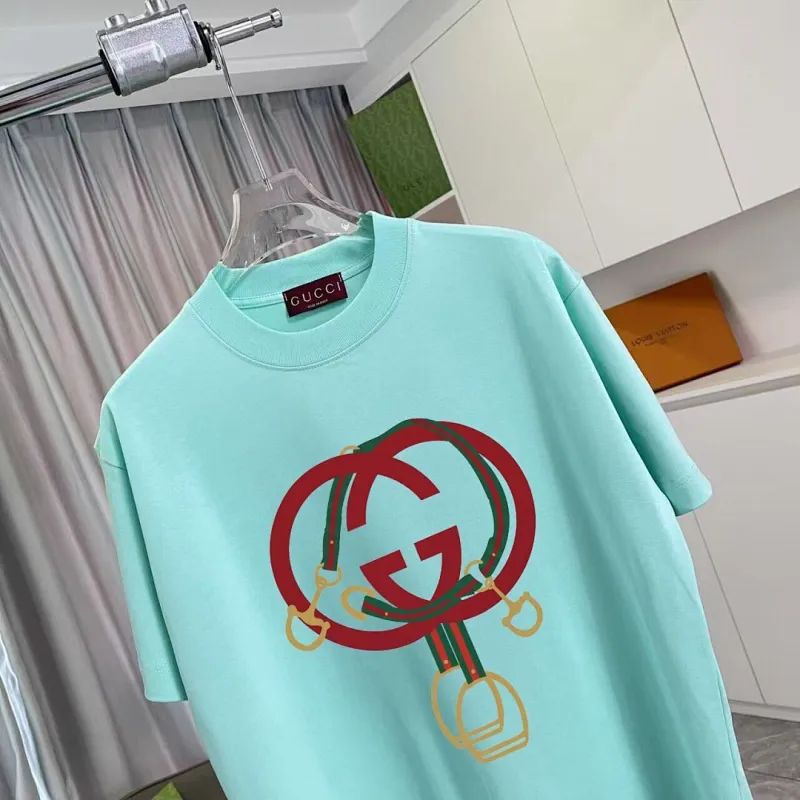 Gucci T-shirts for Gucci Mens AAA T-shirts #A61759