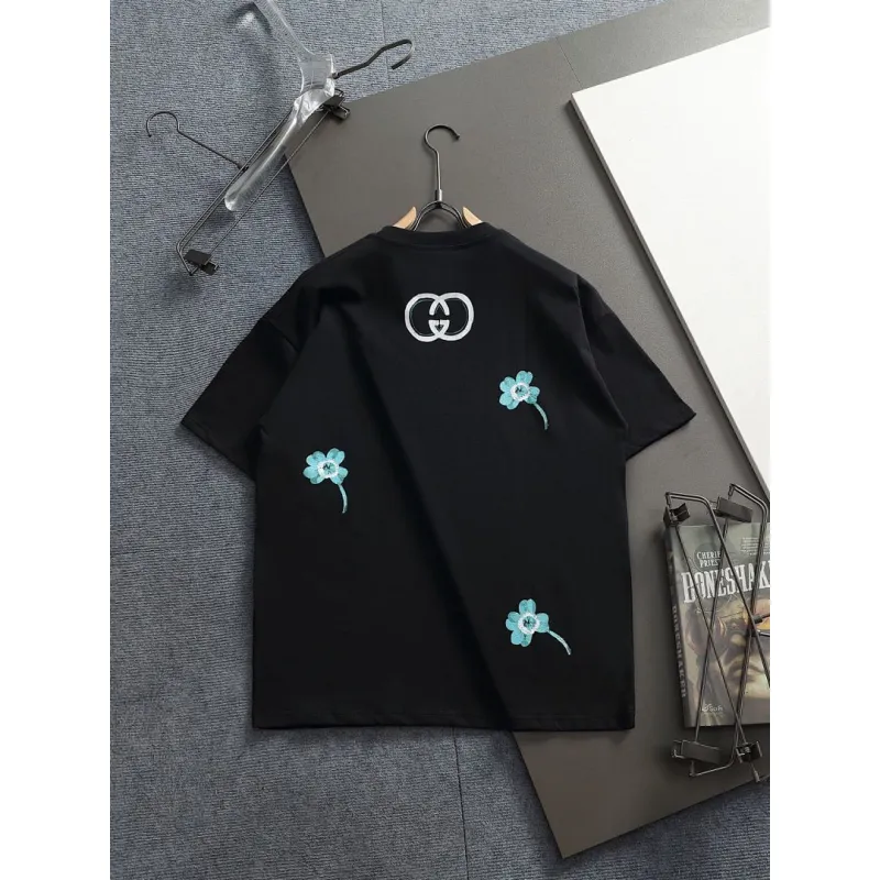 Gucci T-shirts for Gucci Mens AAA T-shirts #A61760 Gucci T-shirts for Gucci Mens AAA T-shirts #A61760