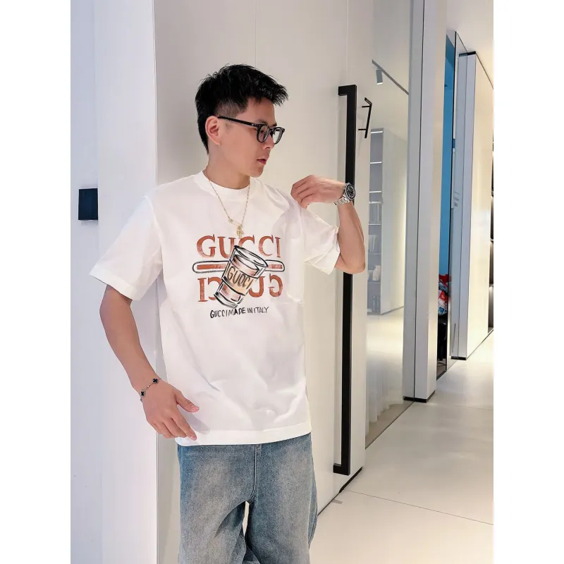 Gucci T-shirts for Gucci Mens AAA T-shirts #A61817