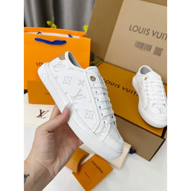 Louis Vuitton Shoes for Womens Louis Vuitton Sneakers #A49421