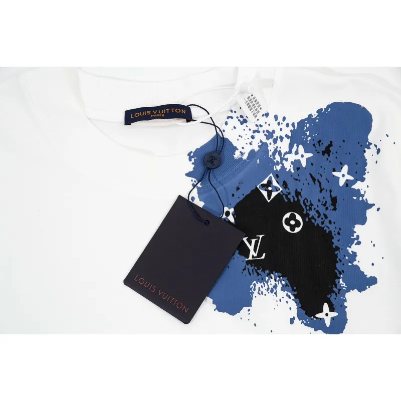 Louis Vuitton T-Shirts for AAAA Louis Vuitton T-Shirts #999931896