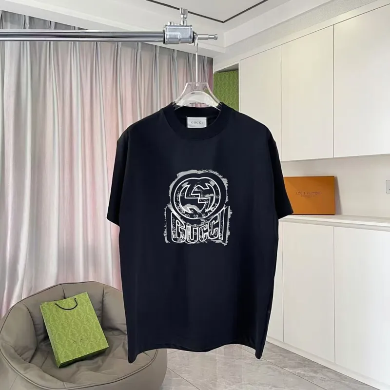 Gucci T-shirts for Gucci Mens AAA T-shirts #A62985