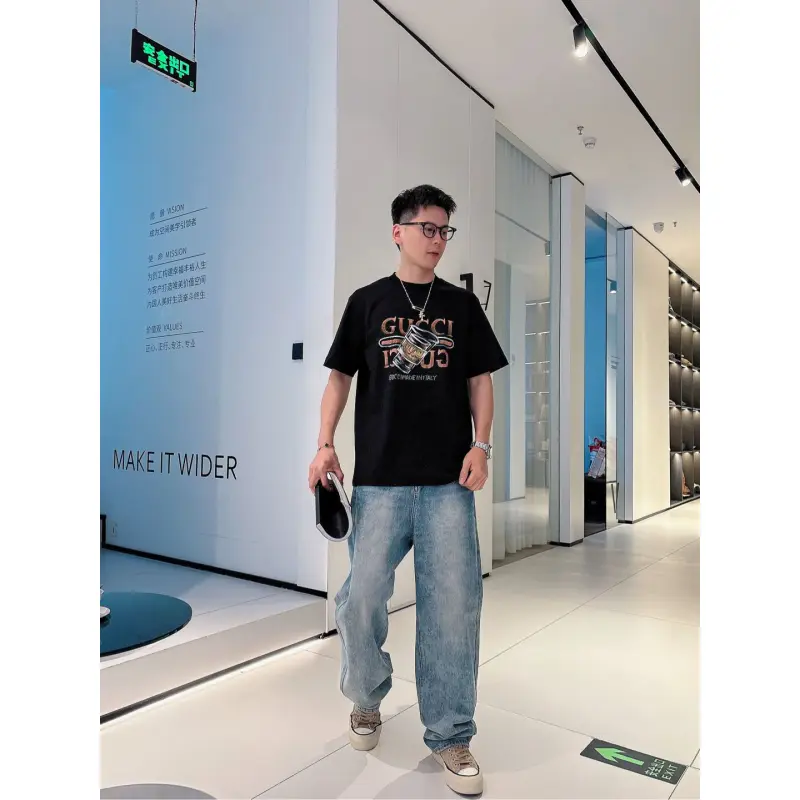 Gucci T-shirts for Gucci Mens AAA T-shirts #A61818