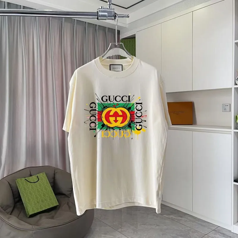 Gucci T-shirts for Gucci Mens AAA T-shirts #A61758