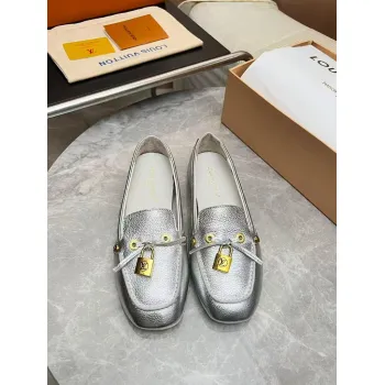 Louis Vuitton Shoes for Womens Louis Vuitton Sandals #A62071