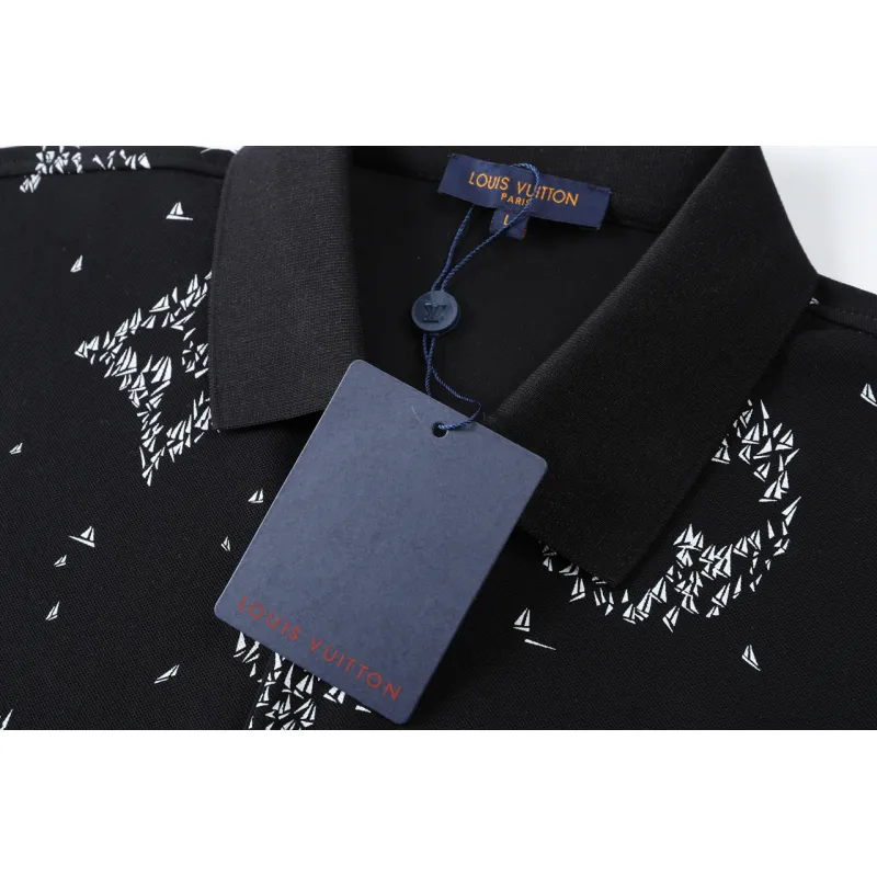 Louis Vuitton T-Shirts for Men Polo Shirts #A62668