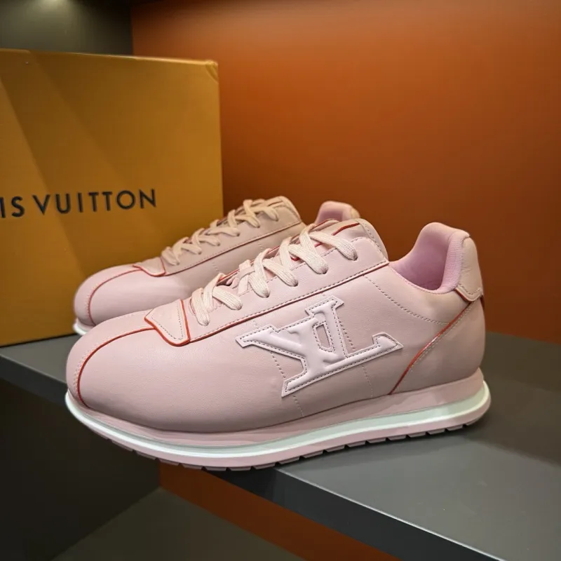 Louis Vuitton Shoes for Mens Louis Vuitton Sneakers #A59593