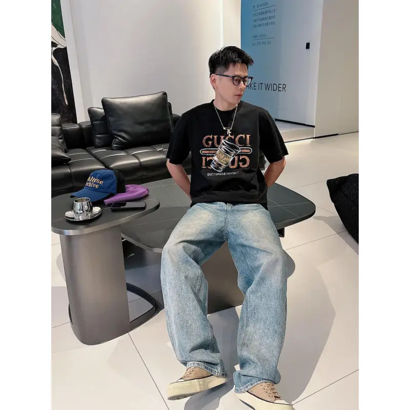 Gucci T-shirts for Gucci Mens AAA T-shirts #A61818