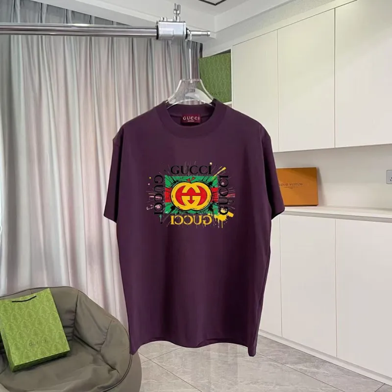 Gucci T-shirts for Gucci Mens AAA T-shirts #A61758