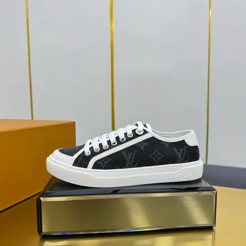 Louis Vuitton Shoes for Womens Louis Vuitton Sneakers #A57825