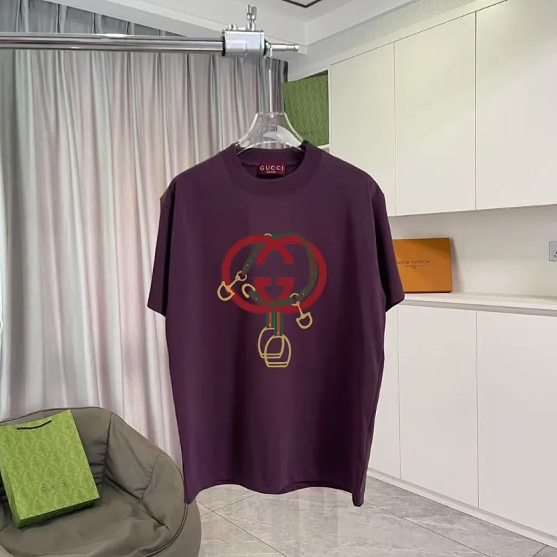 Gucci T-shirts for Gucci Mens AAA T-shirts #A61759