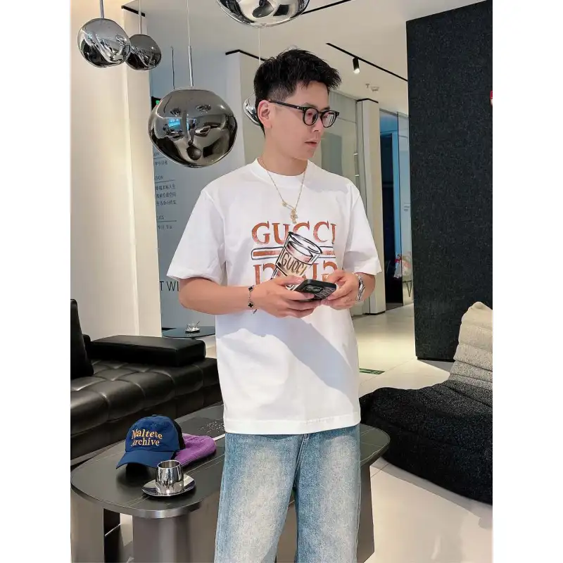 Gucci T-shirts for Gucci Mens AAA T-shirts #A61817