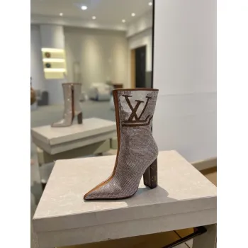Louis Vuitton Shoes for Womens Louis Vuitton boots heel height:10cm #A58318