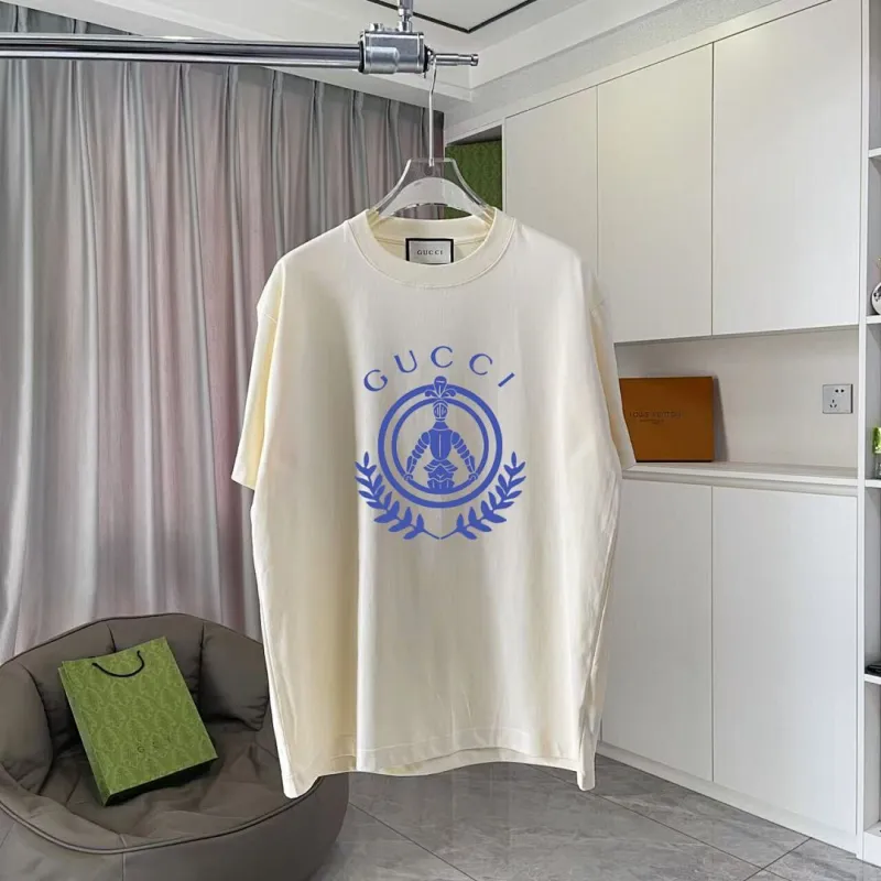 Gucci T-shirts for Gucci Mens AAA T-shirts #A62984