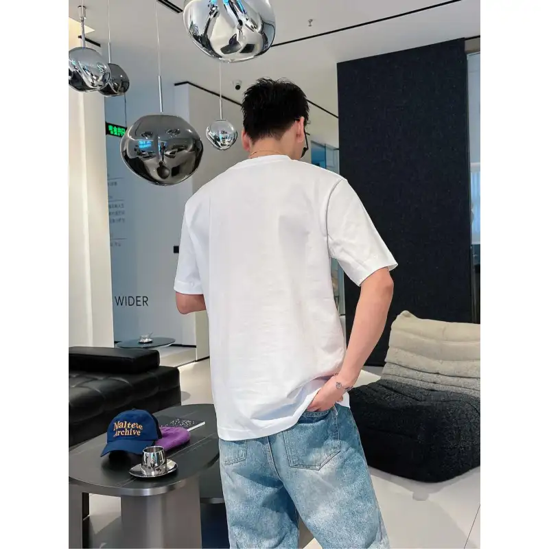 Gucci T-shirts for Gucci Mens AAA T-shirts #A61817
