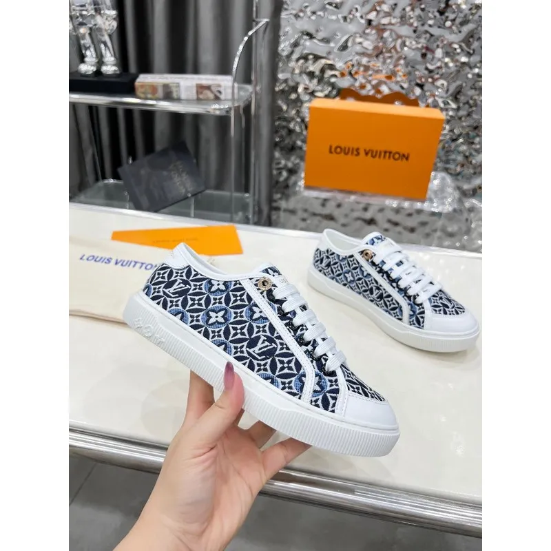 Louis Vuitton Shoes for Womens Louis Vuitton Sneakers #A53320