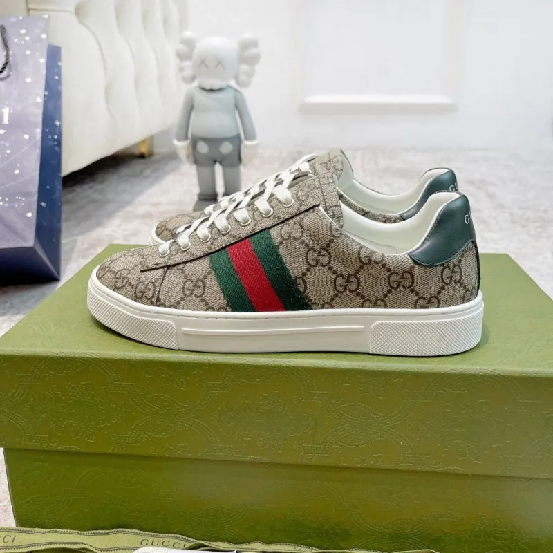 Gucci ACE SNEAKER WITH WEB UNISEX AAA Quality #A31378