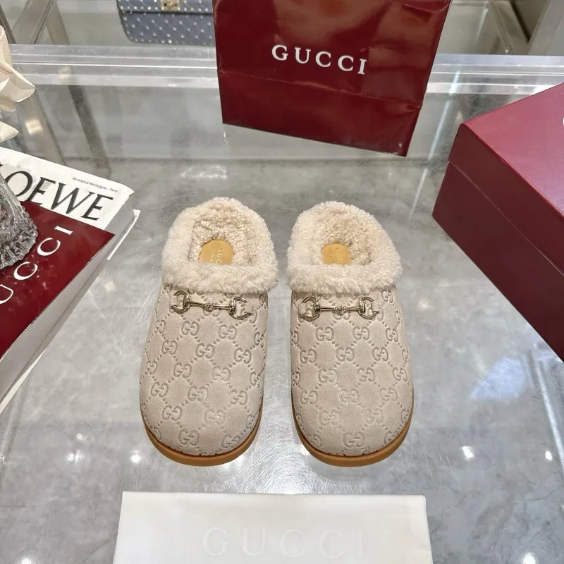 Gucci Shoes for Womens Gucci Slippers #A55128